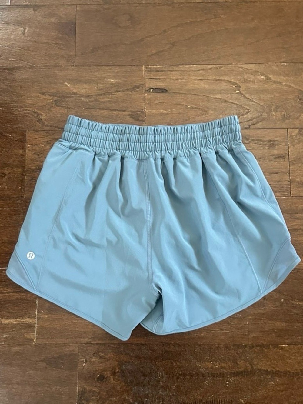 Lululemon Hotty Hot High-Rise Lined
Short 4" size 6 NWT - Picture 9 of 11